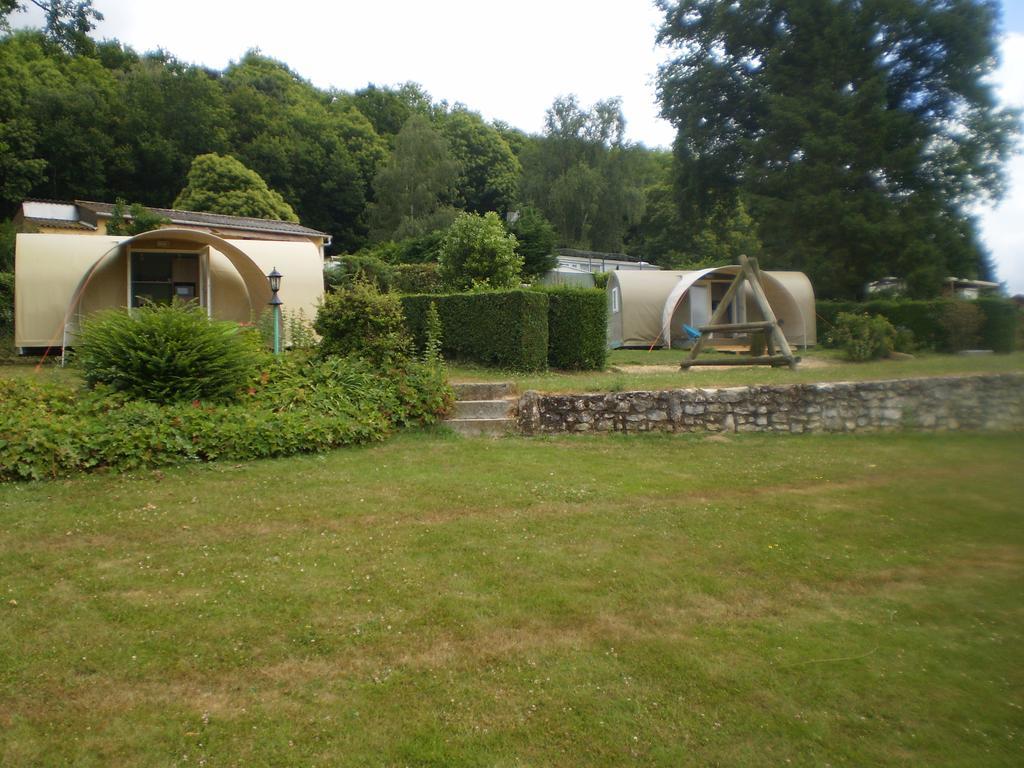 Camping Le Bois Jahan Brunelles Bilik gambar